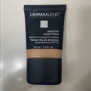 Dermablend Smooth Liquid Camo